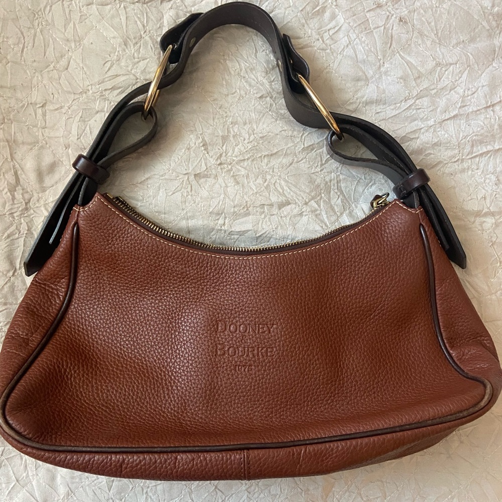 Dooney and Bourke shoulder tote